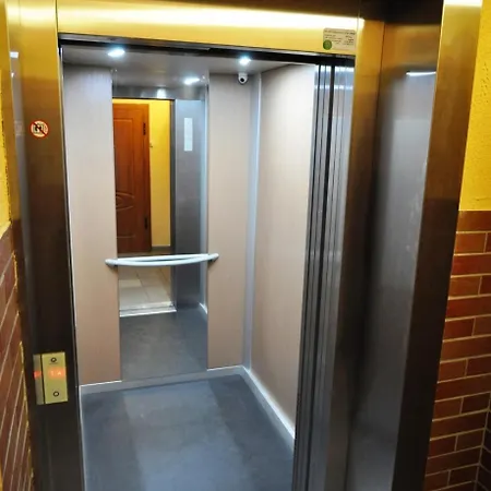 Near Old Town 1km 24h Self-check-in Free Parking