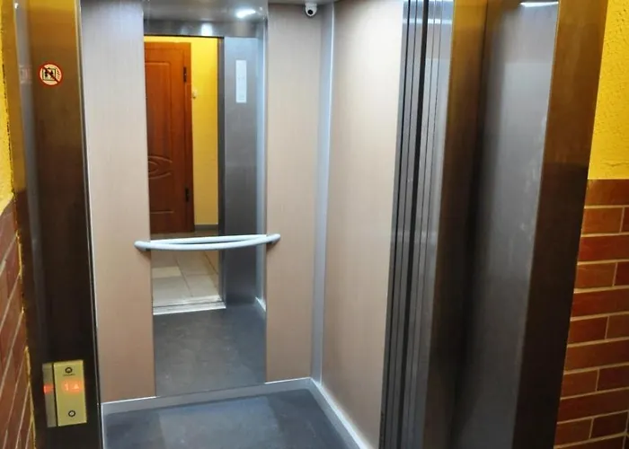 Near Old Town 1km 24h Self-check-in Free Parking